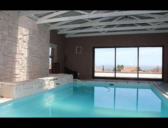 5 BEDROOM HOUSE FOR SALE IN MYBURGH PARK